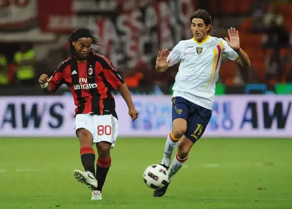 默哀不仅是 默哀不仅是